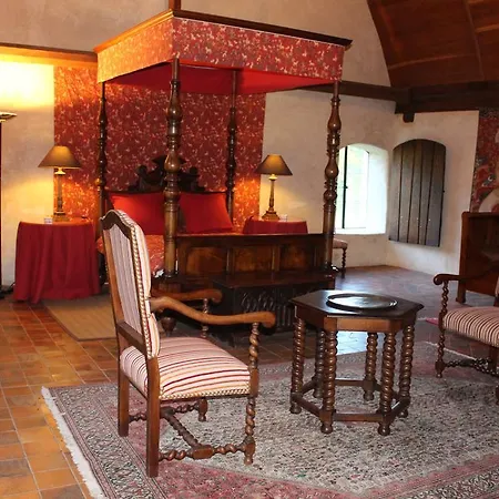 Manoir De Vaux * Morannes sur Sarthe-Daumeray